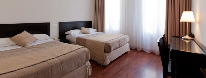 Cosmotel Paris | Chambre Quadruple Cosmotel Paris | Chambre Quadruple